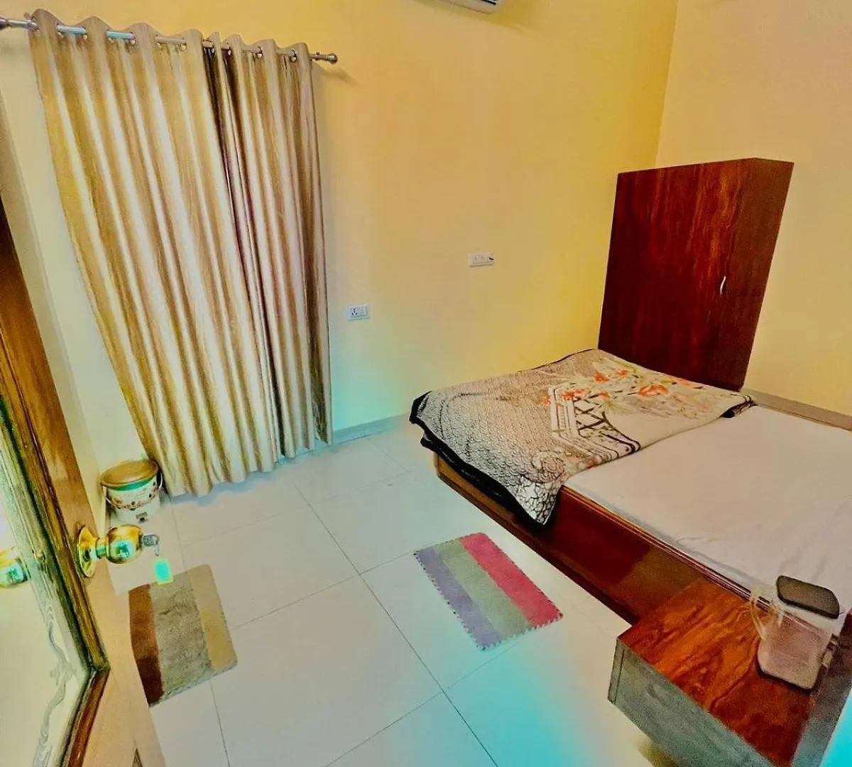 Aarya Home Stay Varanasi Homestay